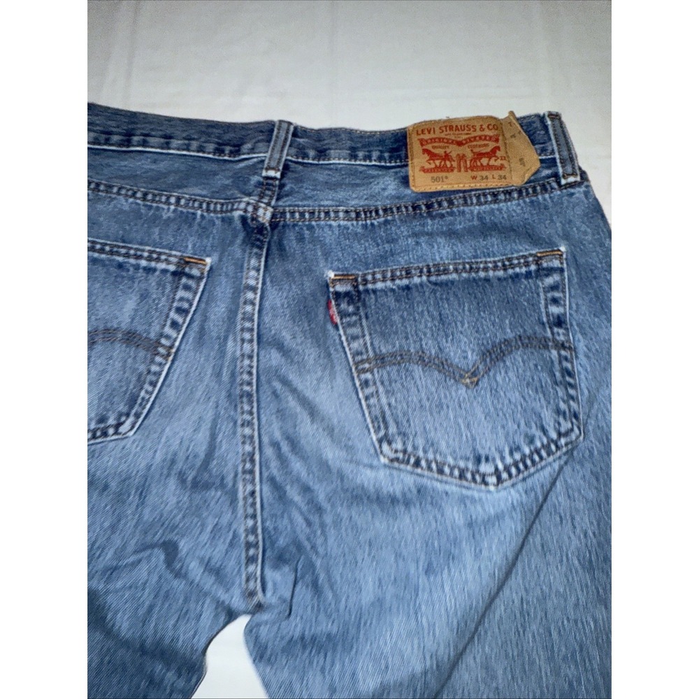 Levi's Jeans Mens 34x34 Blue 501 Faded Fade Whiskered Straight Leg Button Fly